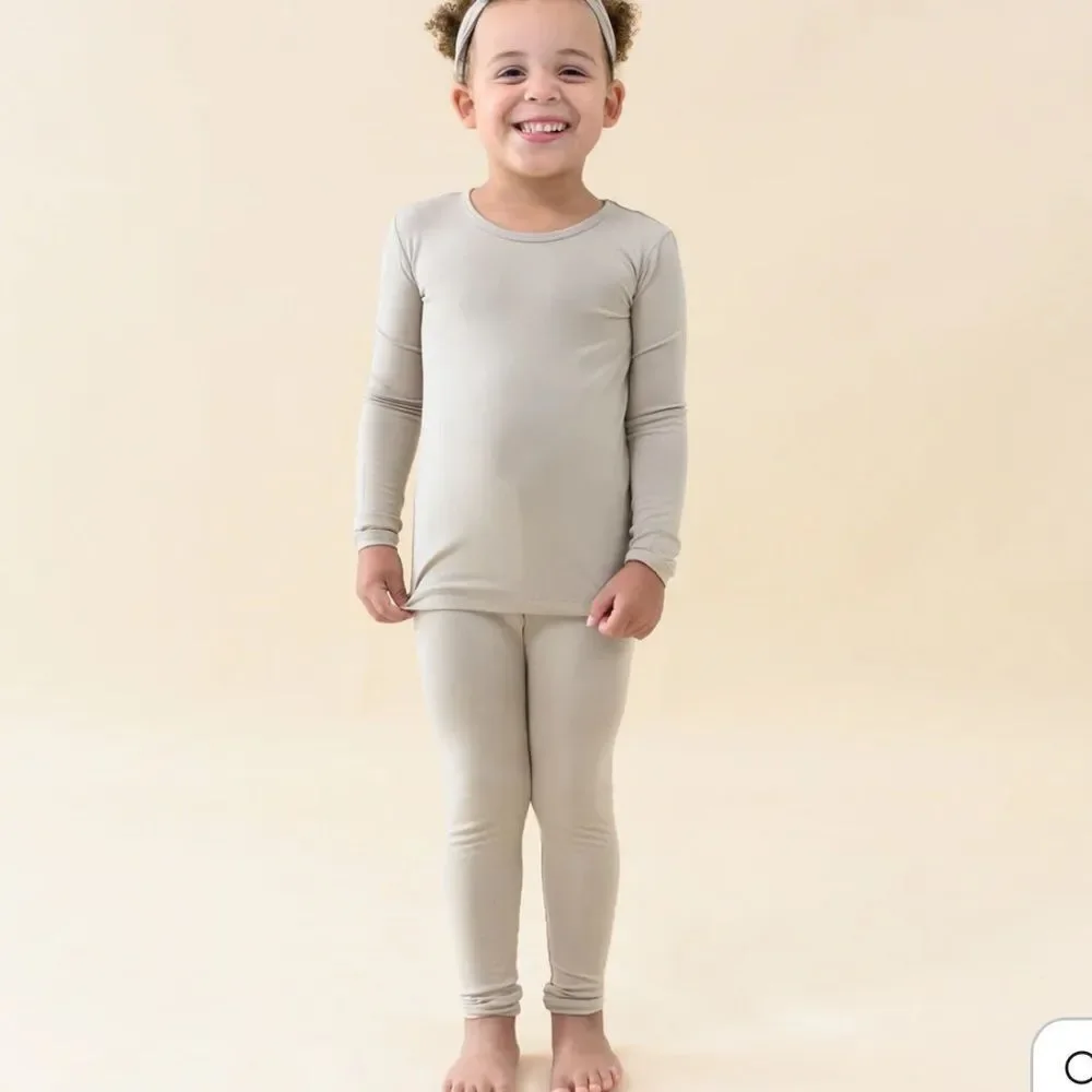 Kyte Baby Long Sleeve Pajamas in Almond‎ Size 2T NWT in packaging